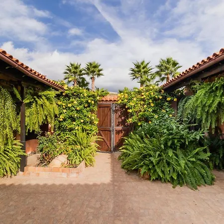 Holiday home Casa Tara *